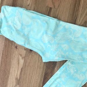 Lularoe os paisley leggings